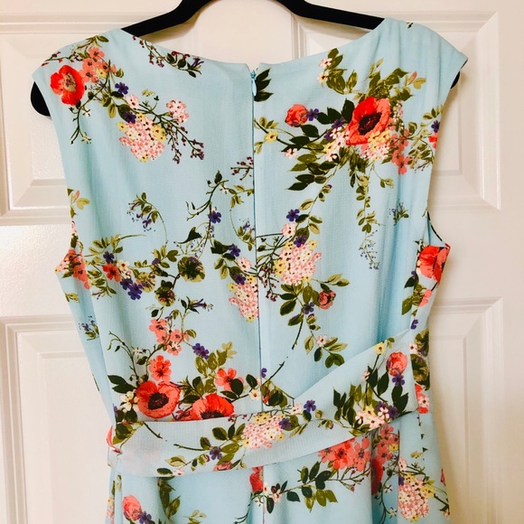 Chelsea Rose dress with tie - Picture 4 of 8